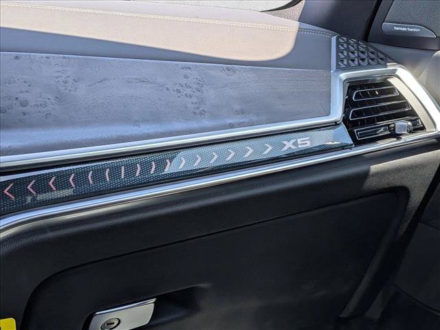 New 2026 BMW X5 xDrive50e AWD/4WD image 22