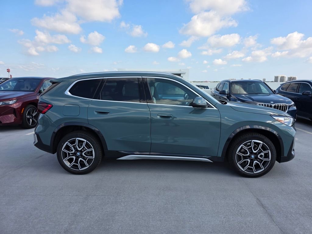New 2026 BMW X1 xDrive28i video 3