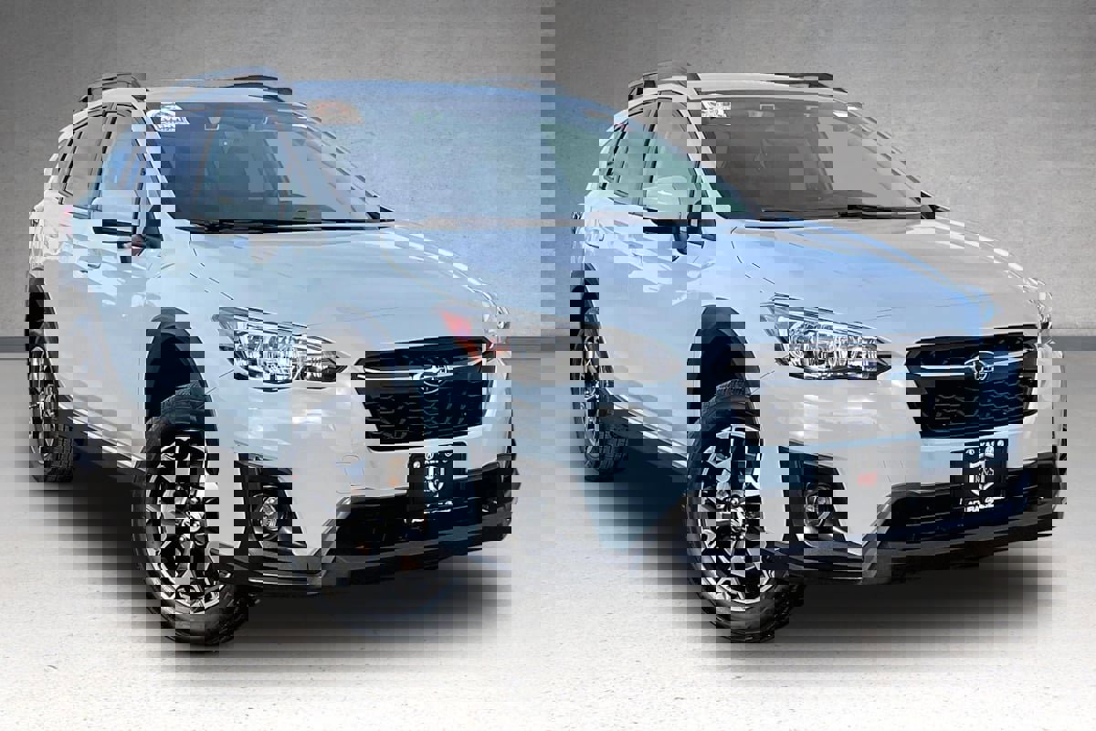 Used 2018 Subaru Crosstrek 2.0i Premium w/ Eyesight System image 2