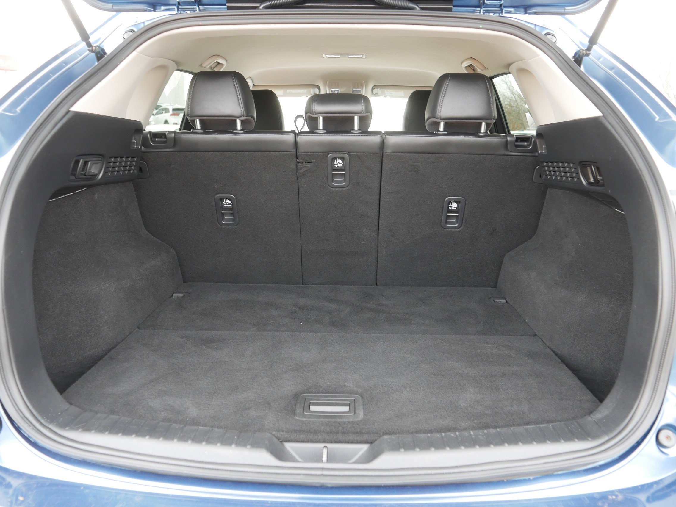 Used 2023 MAZDA CX-5 AWD 2.5 S w/ Select Package image 18