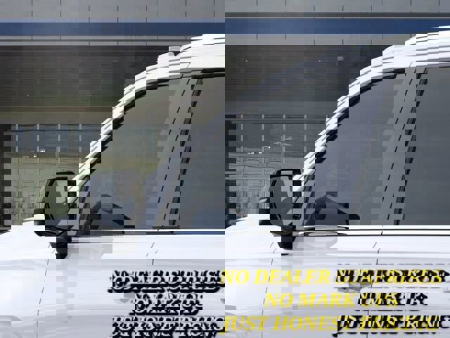 New 2026 Chevrolet Suburban LT w/ Comfort Package image 12