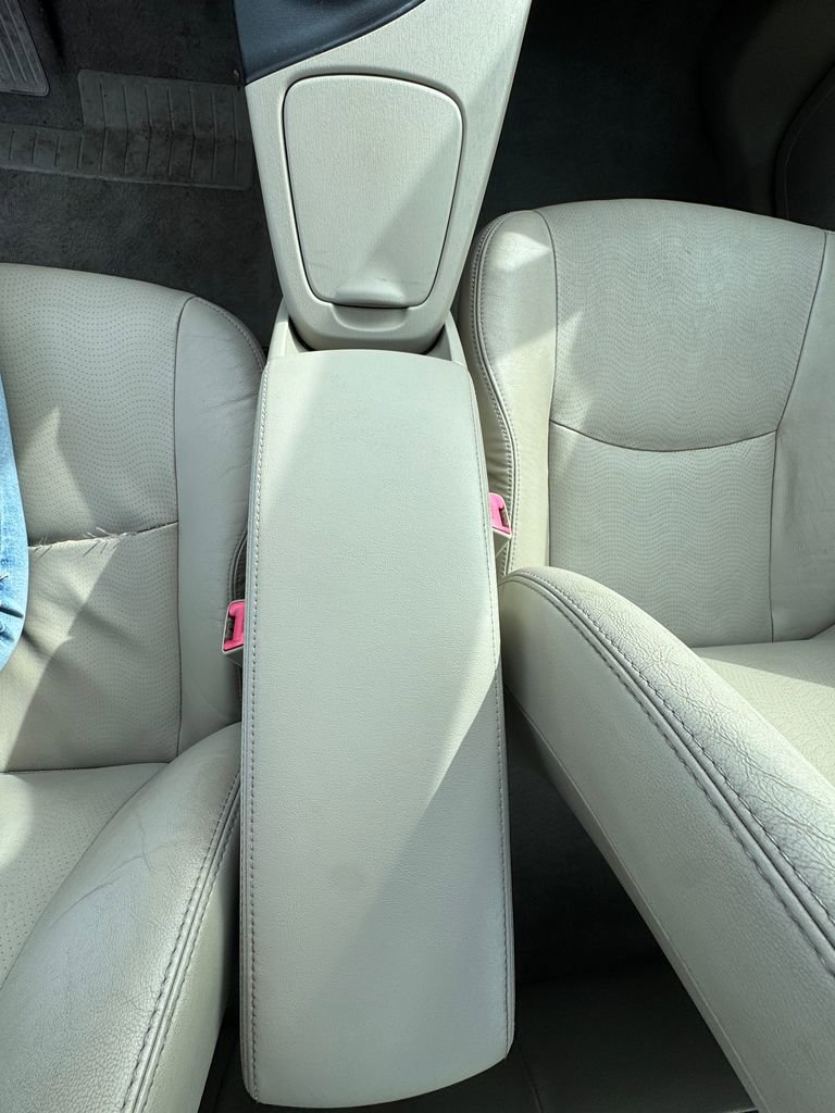Used 2010 Toyota Prius Five FWD image 27