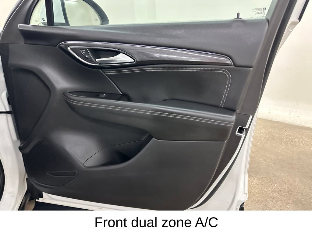 Used 2023 Buick Envision Preferred AWD/4WD image 21