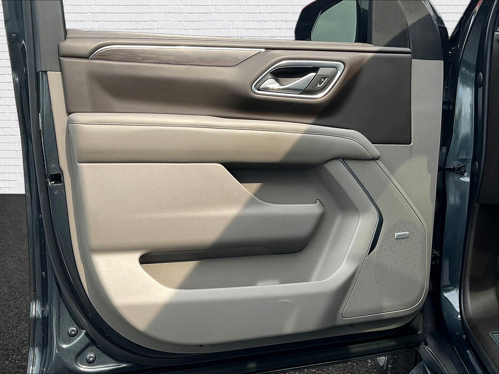Used 2022 Chevrolet Tahoe LT AWD/4WD image 19