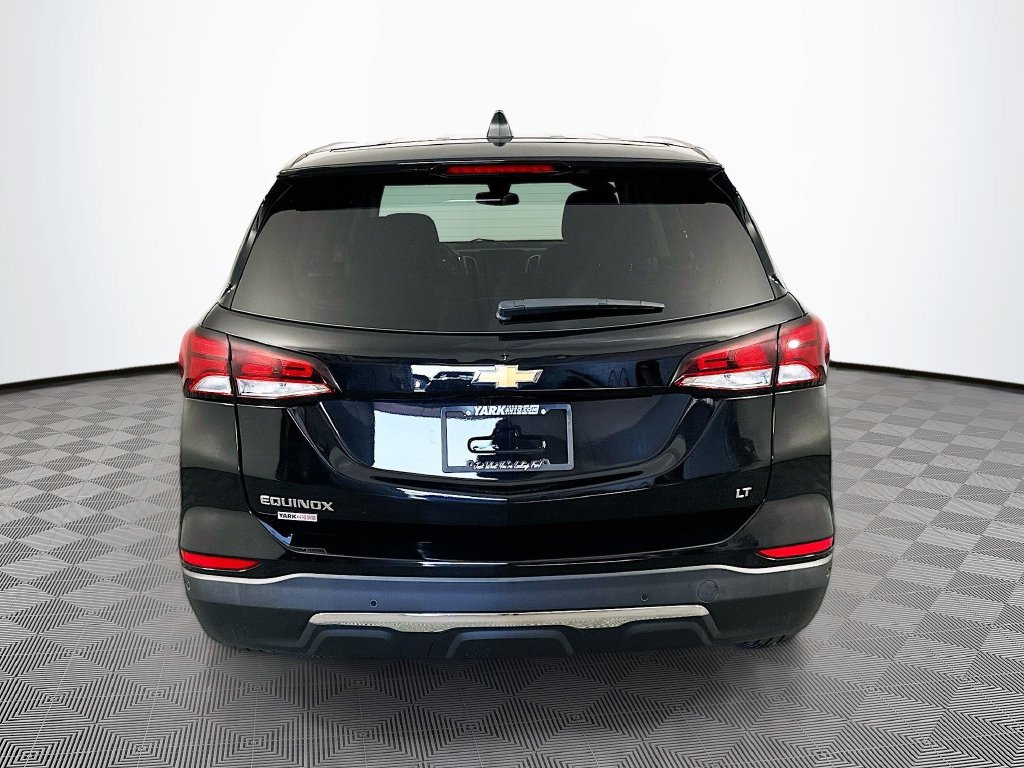 Used 2023 Chevrolet Equinox LT FWD image 9