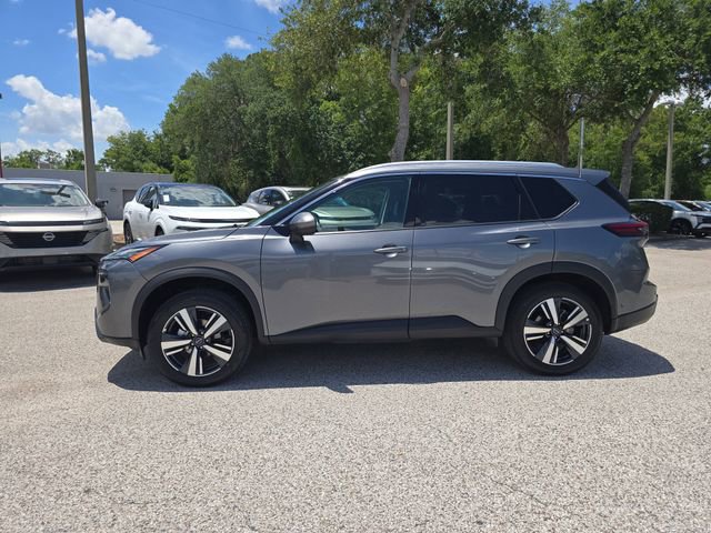 Certified 2026 Nissan Rogue SL FWD image 5