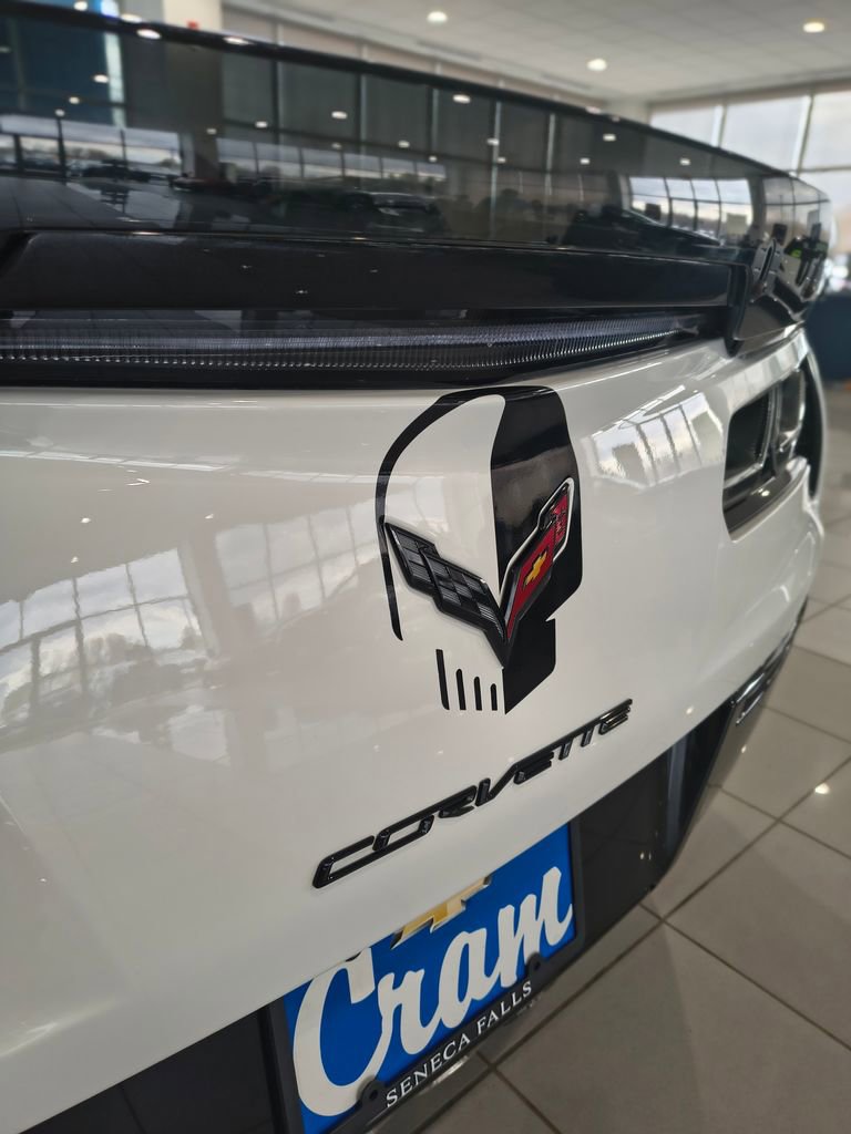 Used 2016 Chevrolet Corvette Z06 w/ 3LZ Preferred Equipment Group RWD image 46