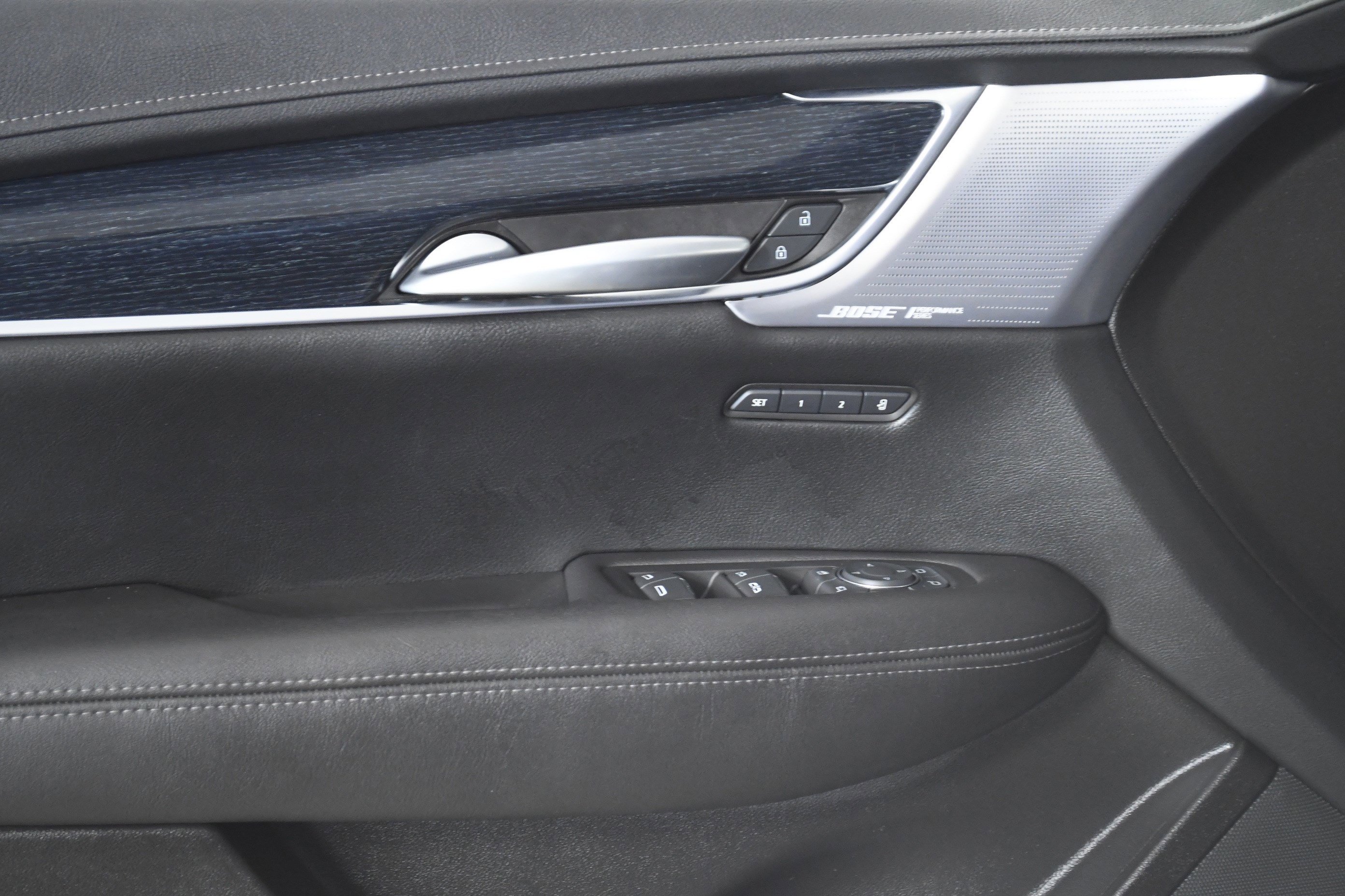 Used 2024 Cadillac XT5 Premium Luxury image 21