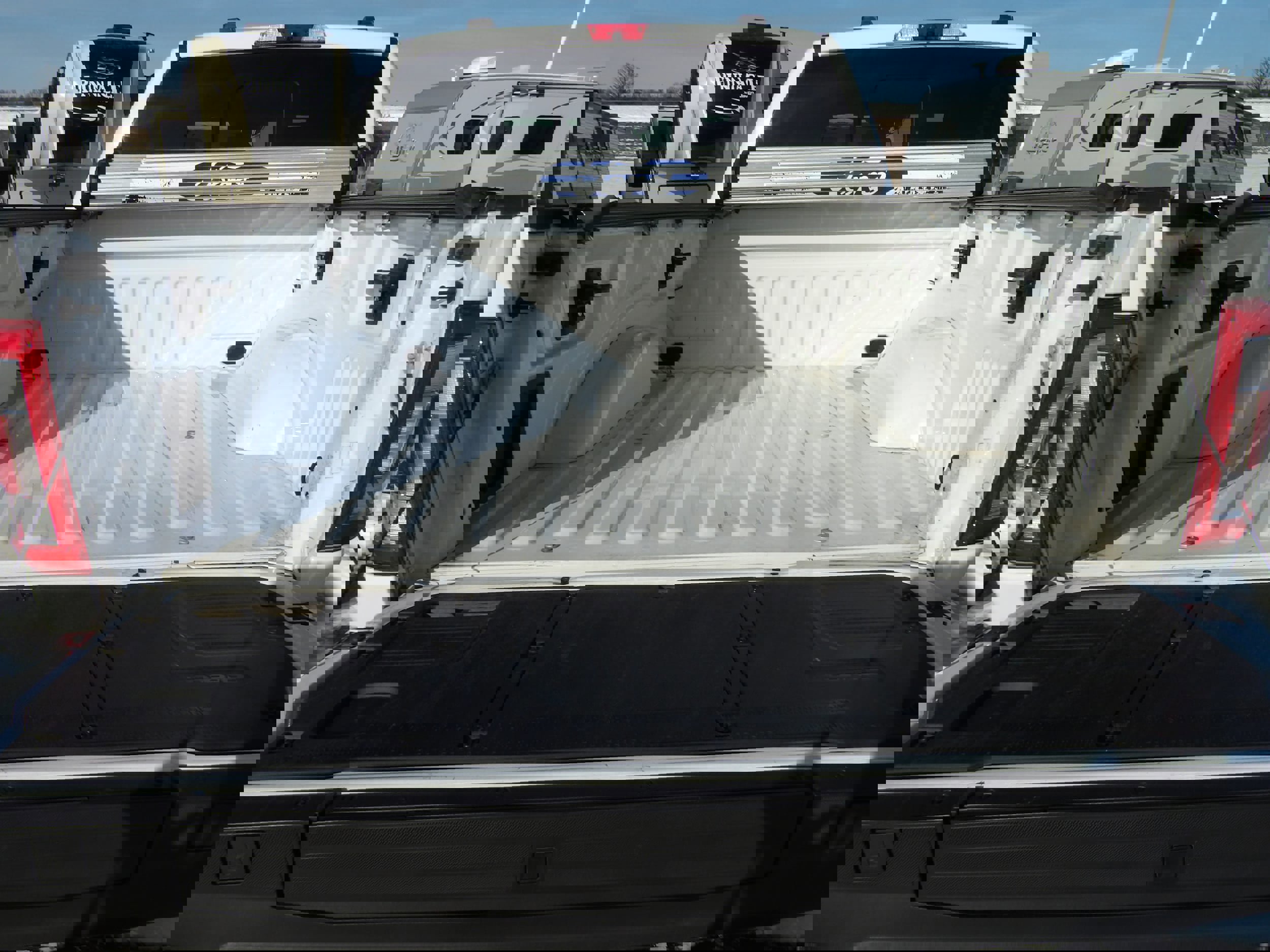 Used 2022 Ford F150 Lariat image 11