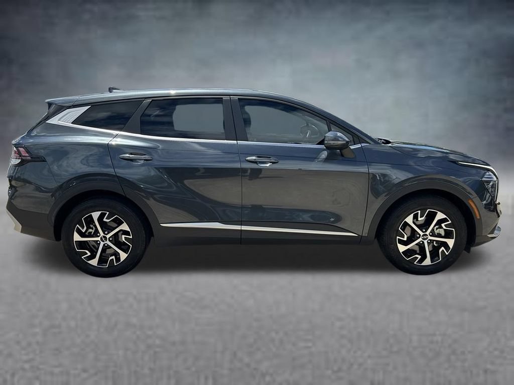 Used 2024 Kia Sportage EX FWD image 7