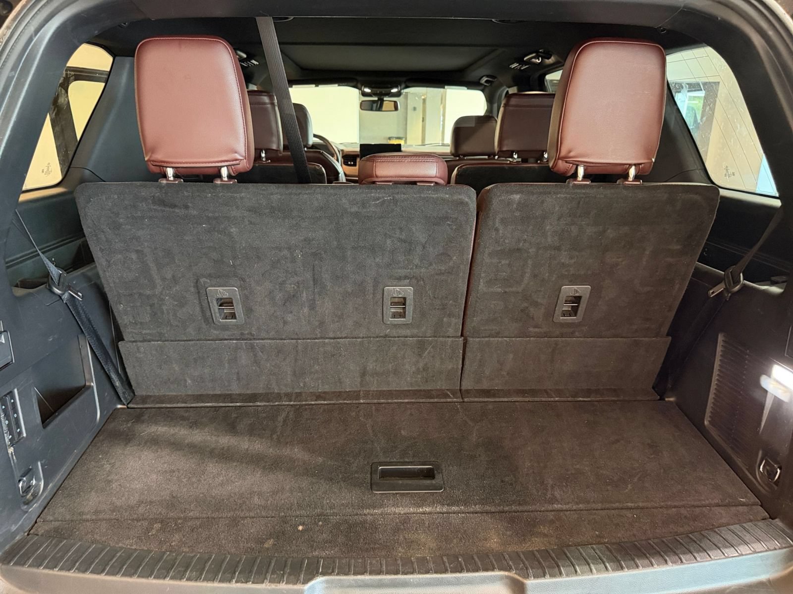 Used 2024 Ford Expedition Limited AWD/4WD image 29