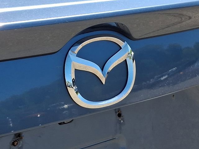 Used 2015 MAZDA MAZDA3 i Touring w/ Technology Package FWD image 31