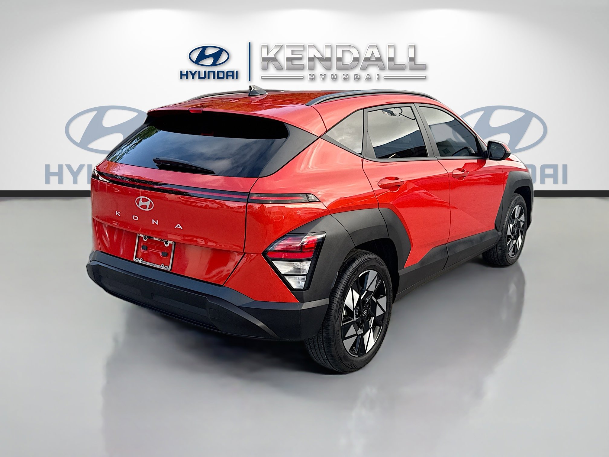 Certified 2024 Hyundai Kona SEL w/ Convenience Package image 6