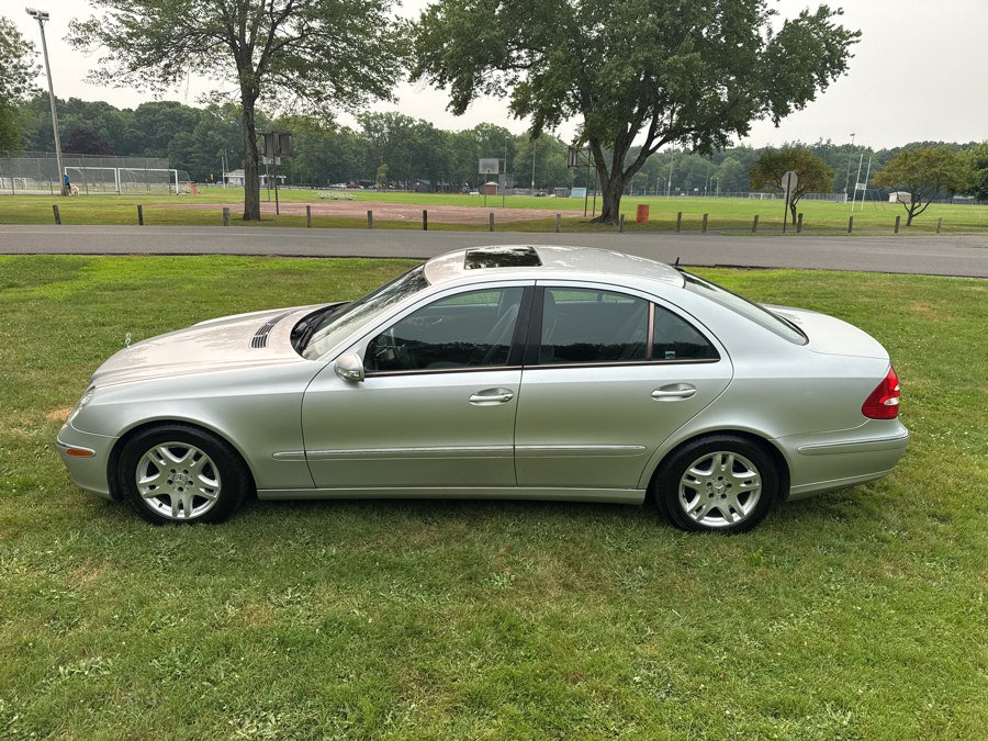 Used 2004 Mercedes-Benz E 320 4MATIC Sedan image 36