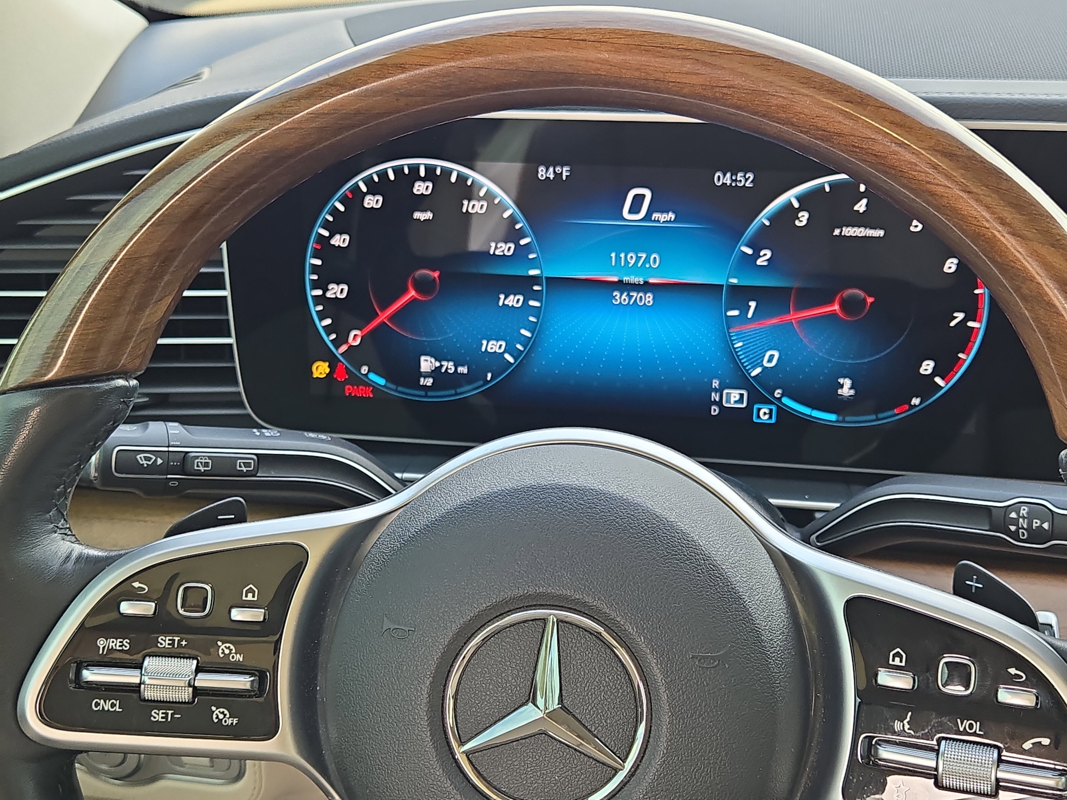 Used 2022 Mercedes-Benz GLE 350 image 25