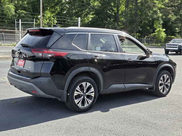 Used 2022 Nissan Rogue SV w/ SV Premium Package FWD image 5