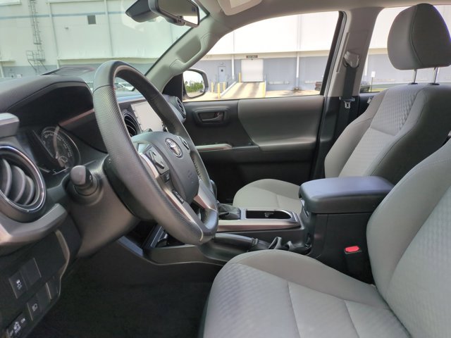 Used 2023 Toyota Tacoma SR5 RWD image 15