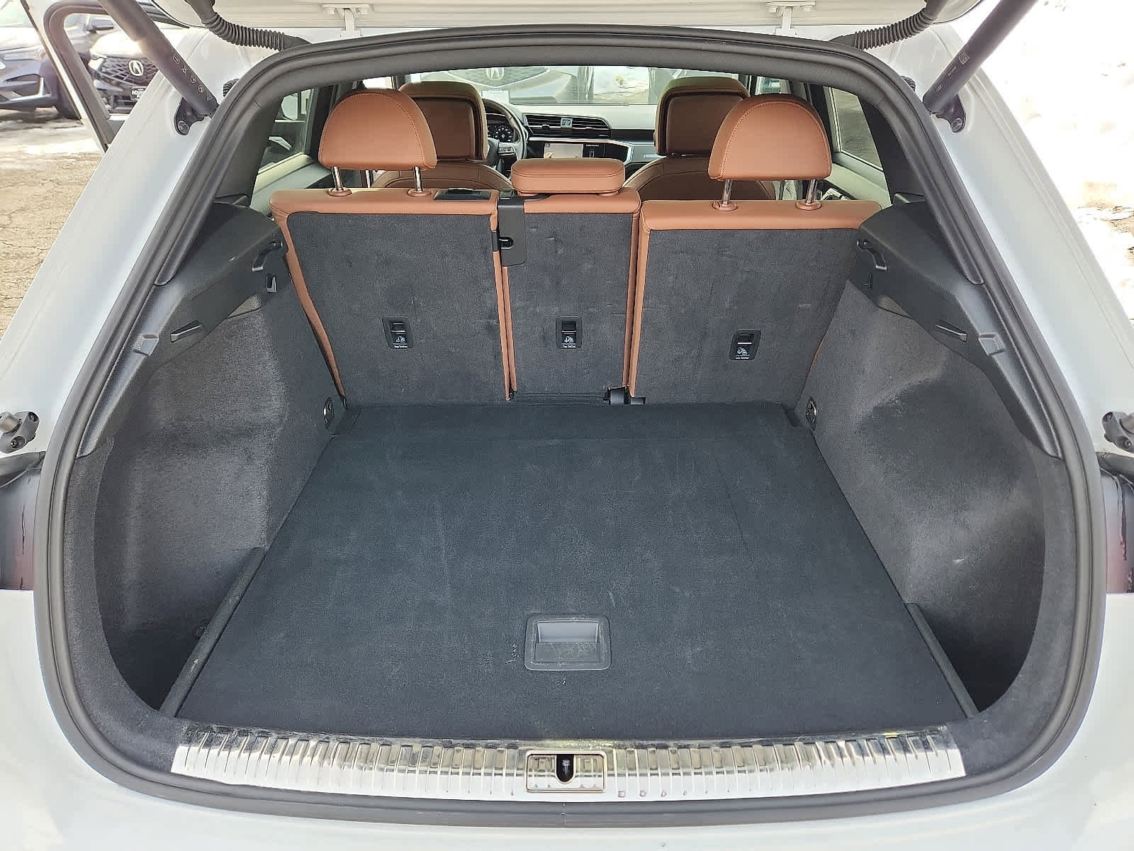 Used 2025 Audi Q3 2.0T Premium image 29