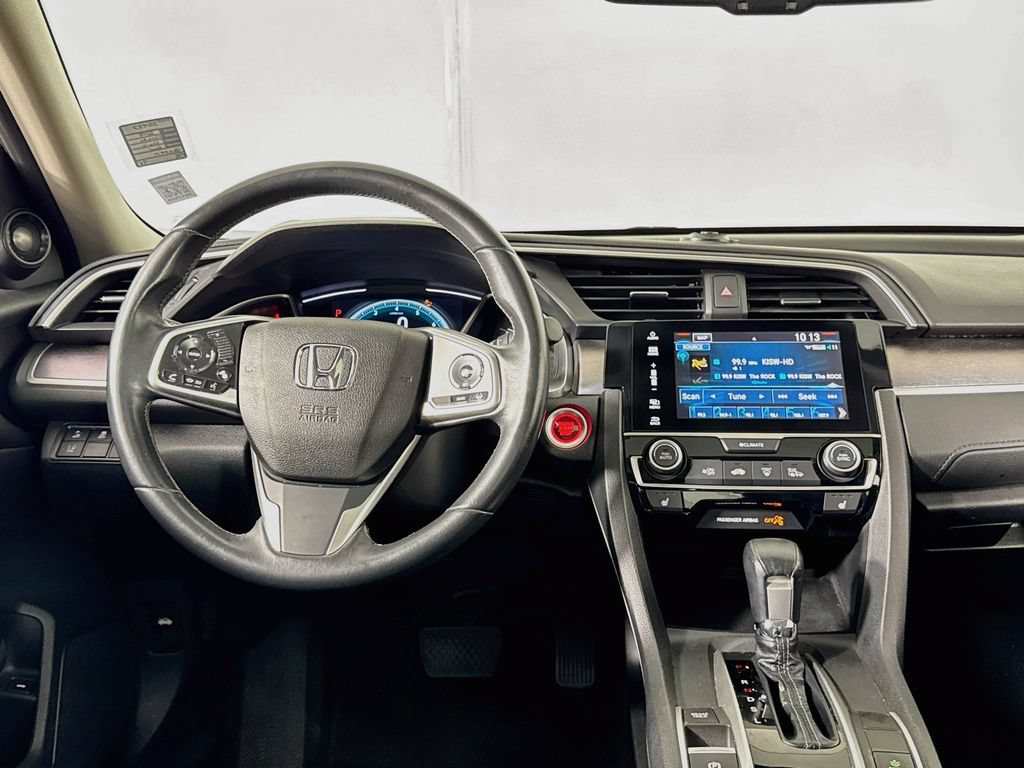 Used 2018 Honda Civic Touring image 25