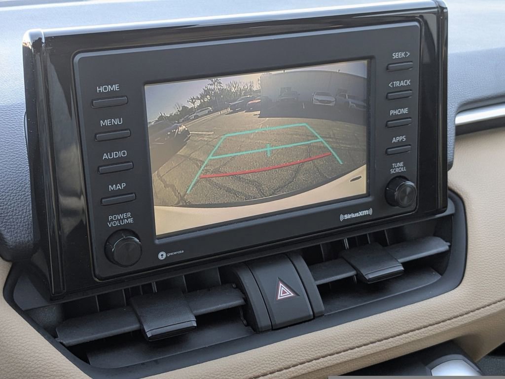 Used 2022 Toyota RAV4 XLE image 23
