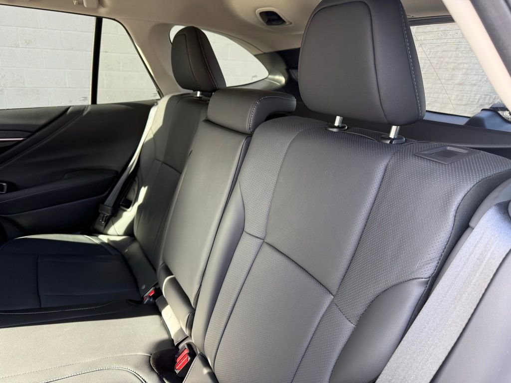 Certified 2025 Subaru Outback Limited image 27