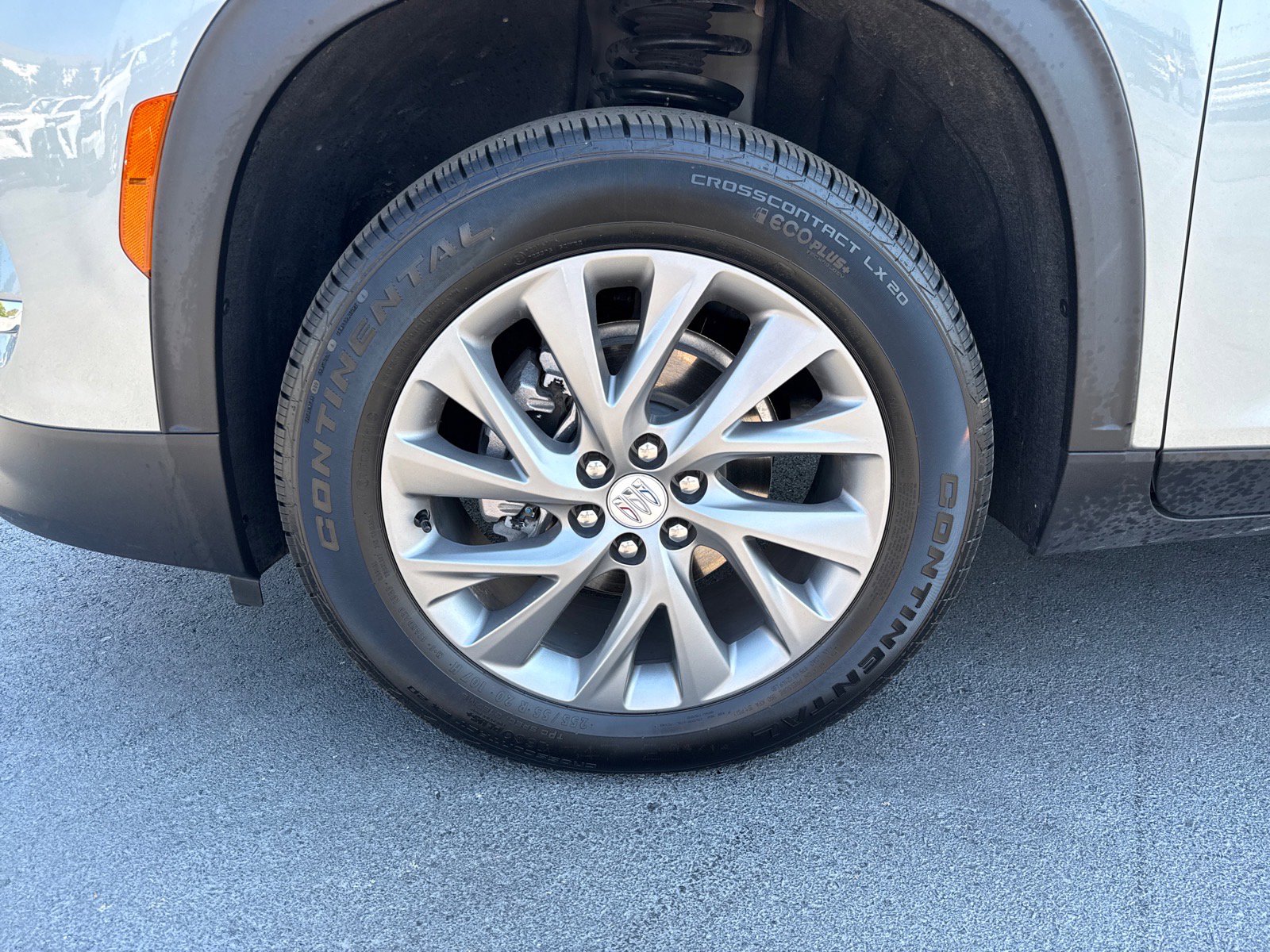 Used 2025 Buick Enclave Preferred image 9