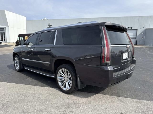 Used 2015 Cadillac Escalade ESV Luxury image 2