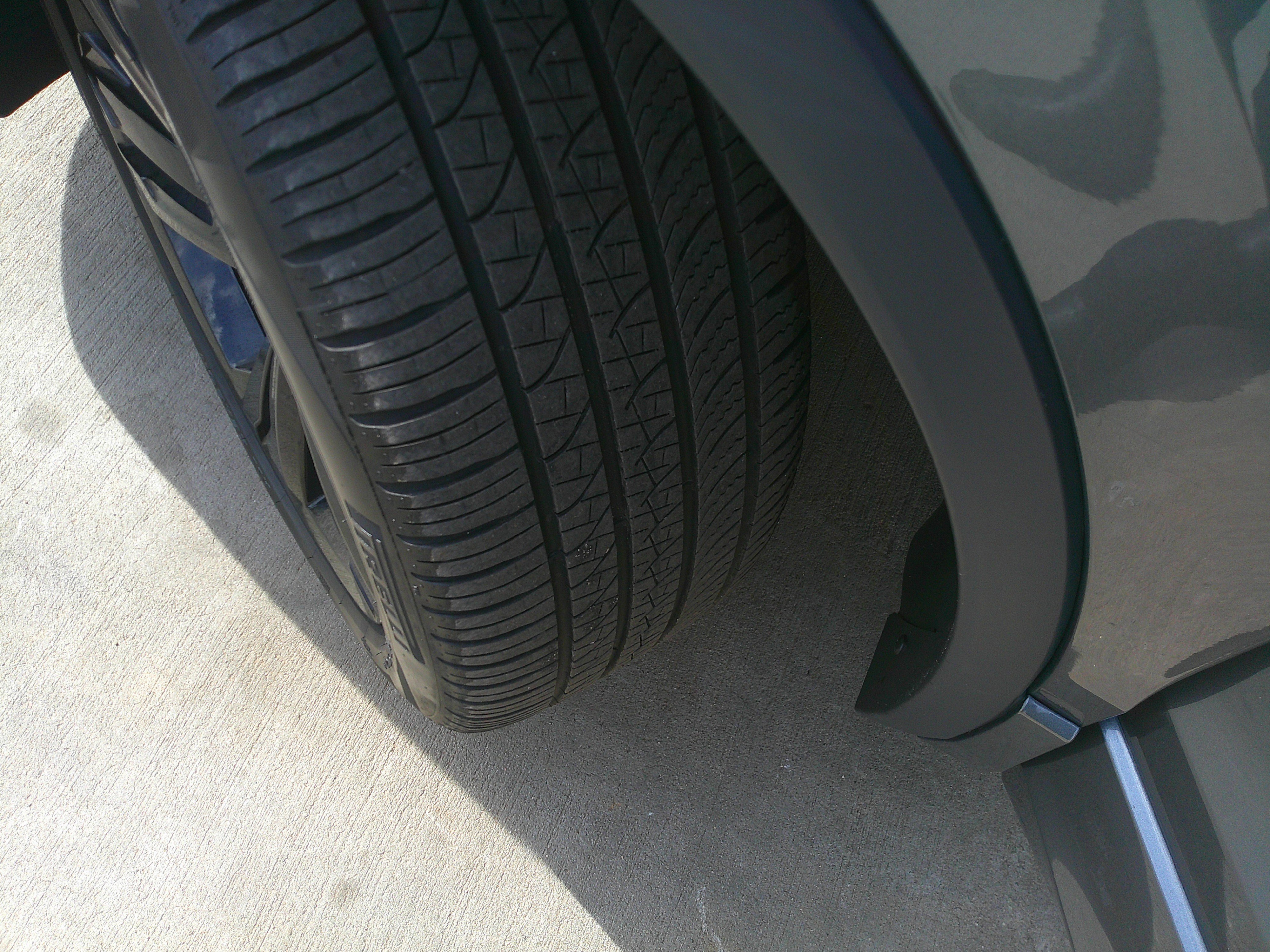 Used 2024 Volkswagen Tiguan SE R-Line image 15