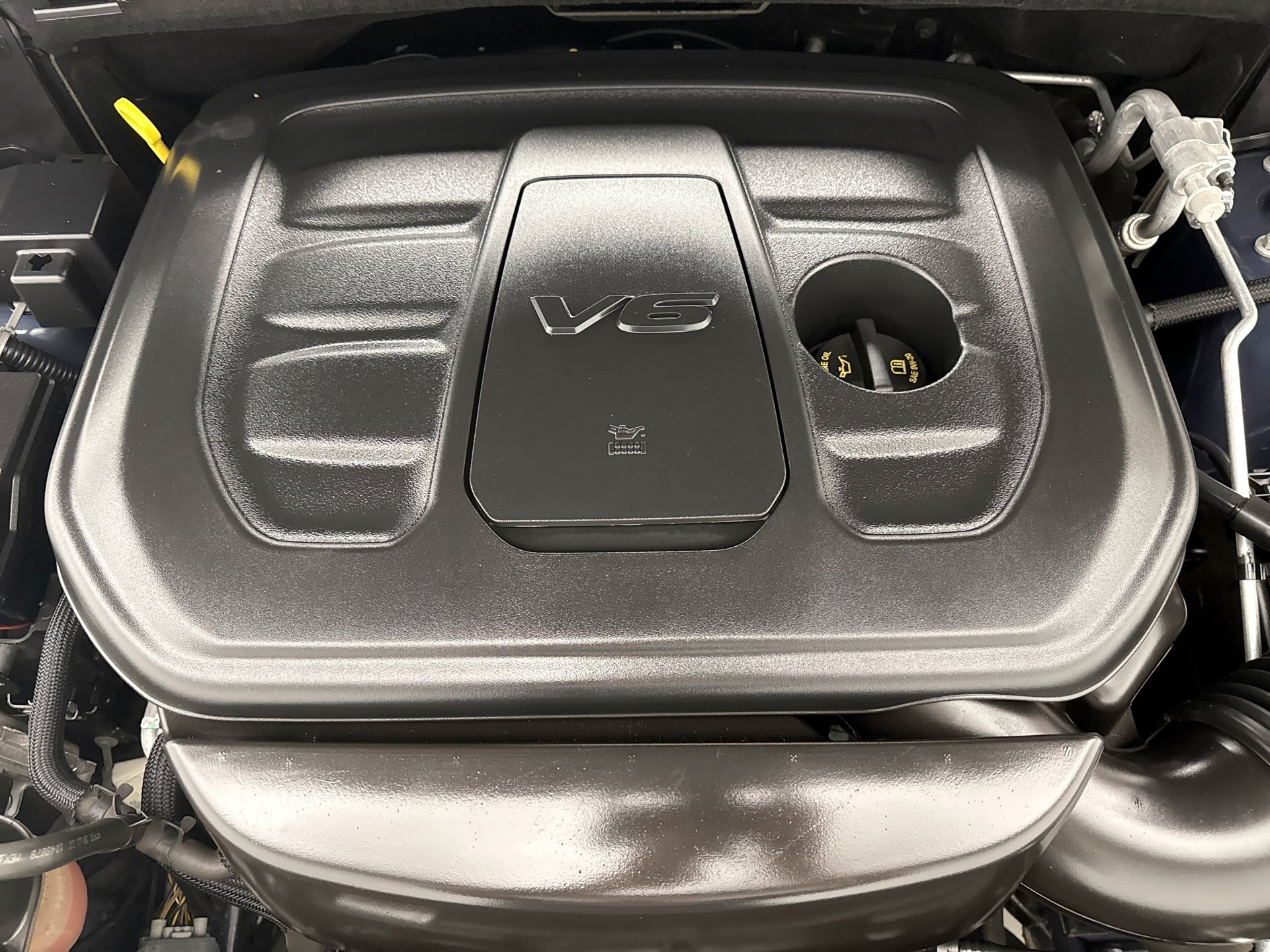 Used 2021 Jeep Grand Cherokee Limited w/ Premium Lighting Group AWD/4WD image 26
