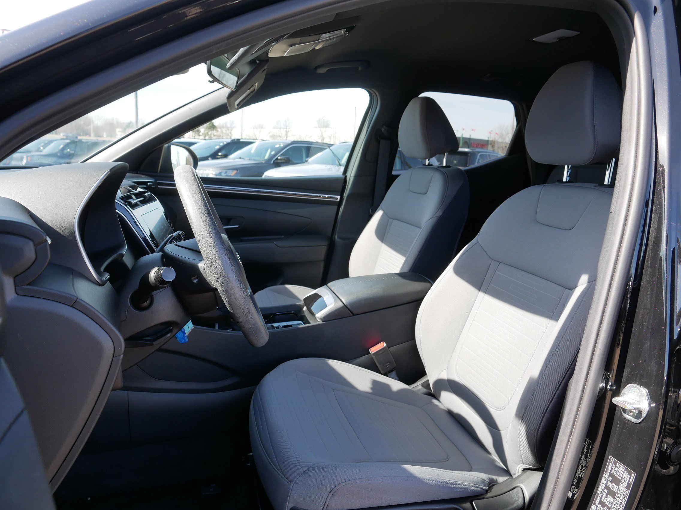 Used 2023 Hyundai Santa Cruz SE AWD/4WD image 34