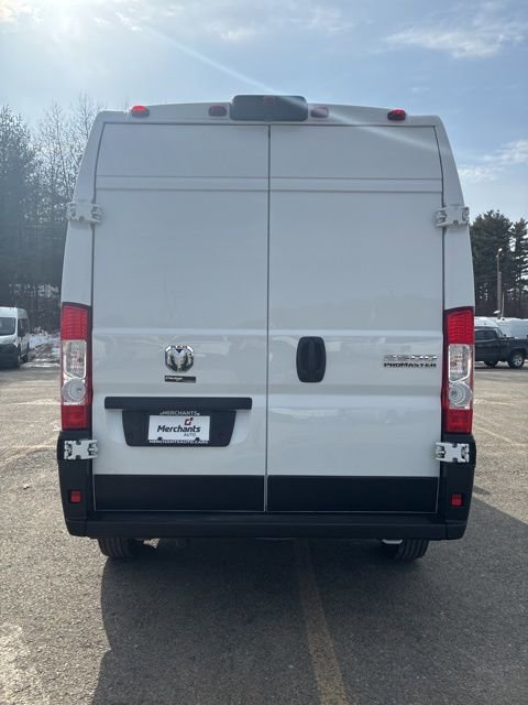 Used 2025 RAM ProMaster 2500 w/ Convenience Group image 6