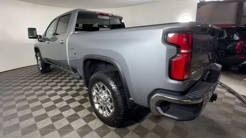 New 2026 Chevrolet Silverado 2500 LTZ w/ LTZ Convenience Package AWD/4WD image 8