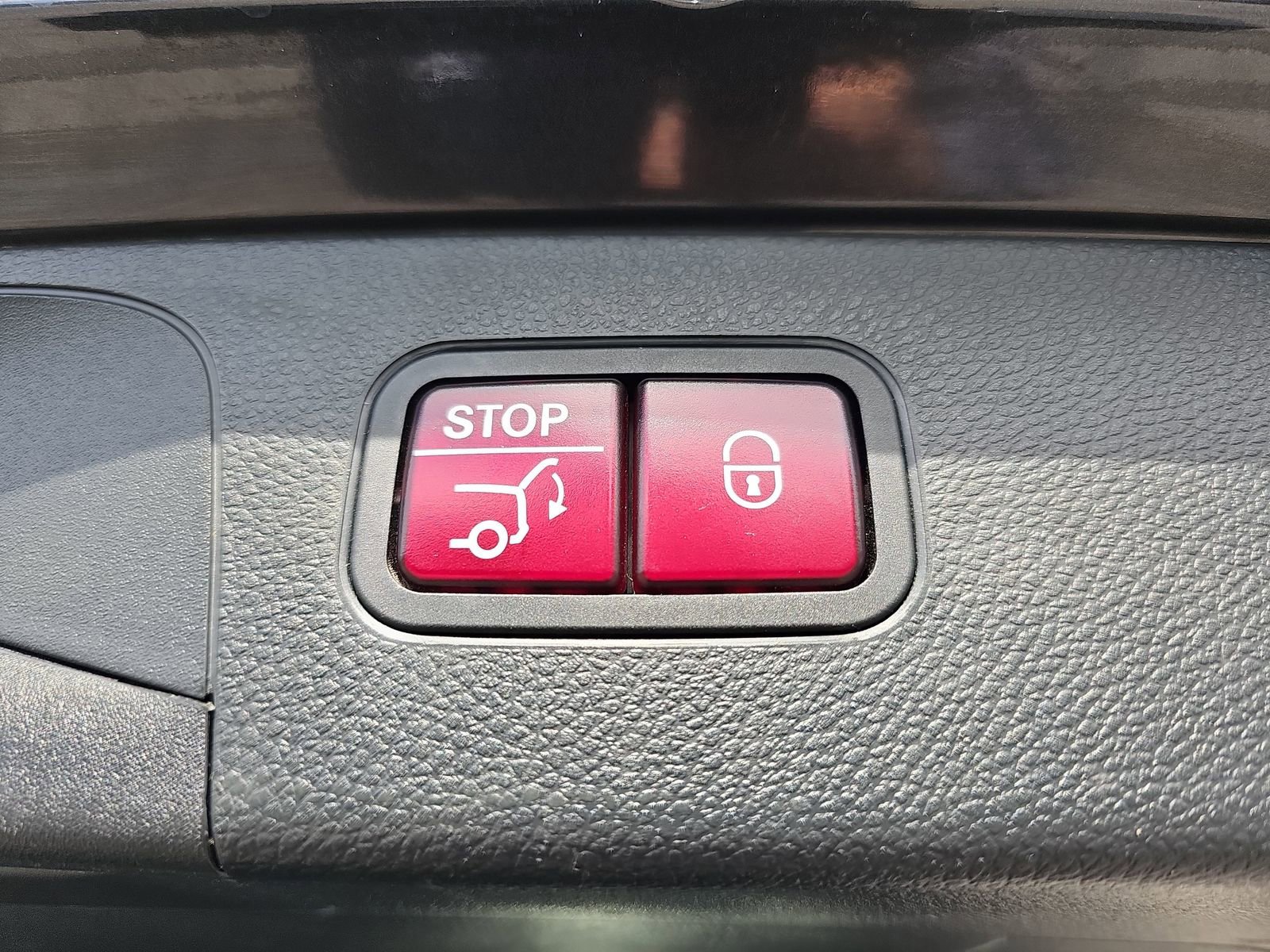 Used 2022 Mercedes-Benz GLC 300 image 13