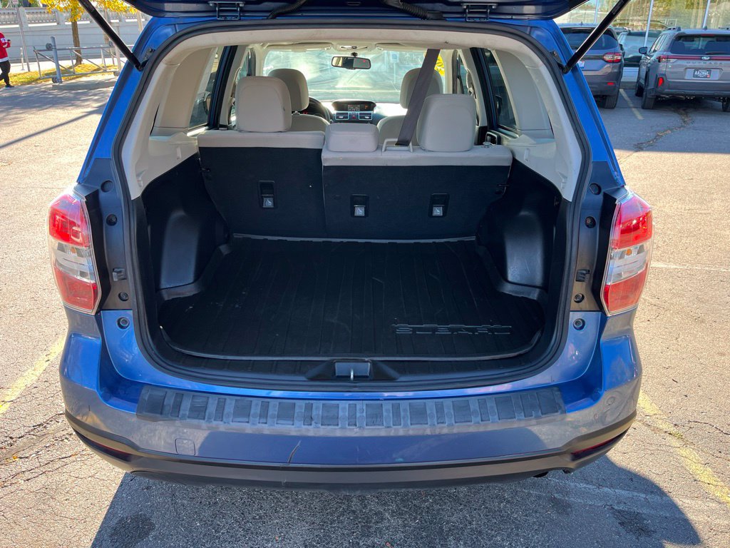 Used 2016 Subaru Forester 2.5i Premium w/ All-Weather Package AWD/4WD image 27