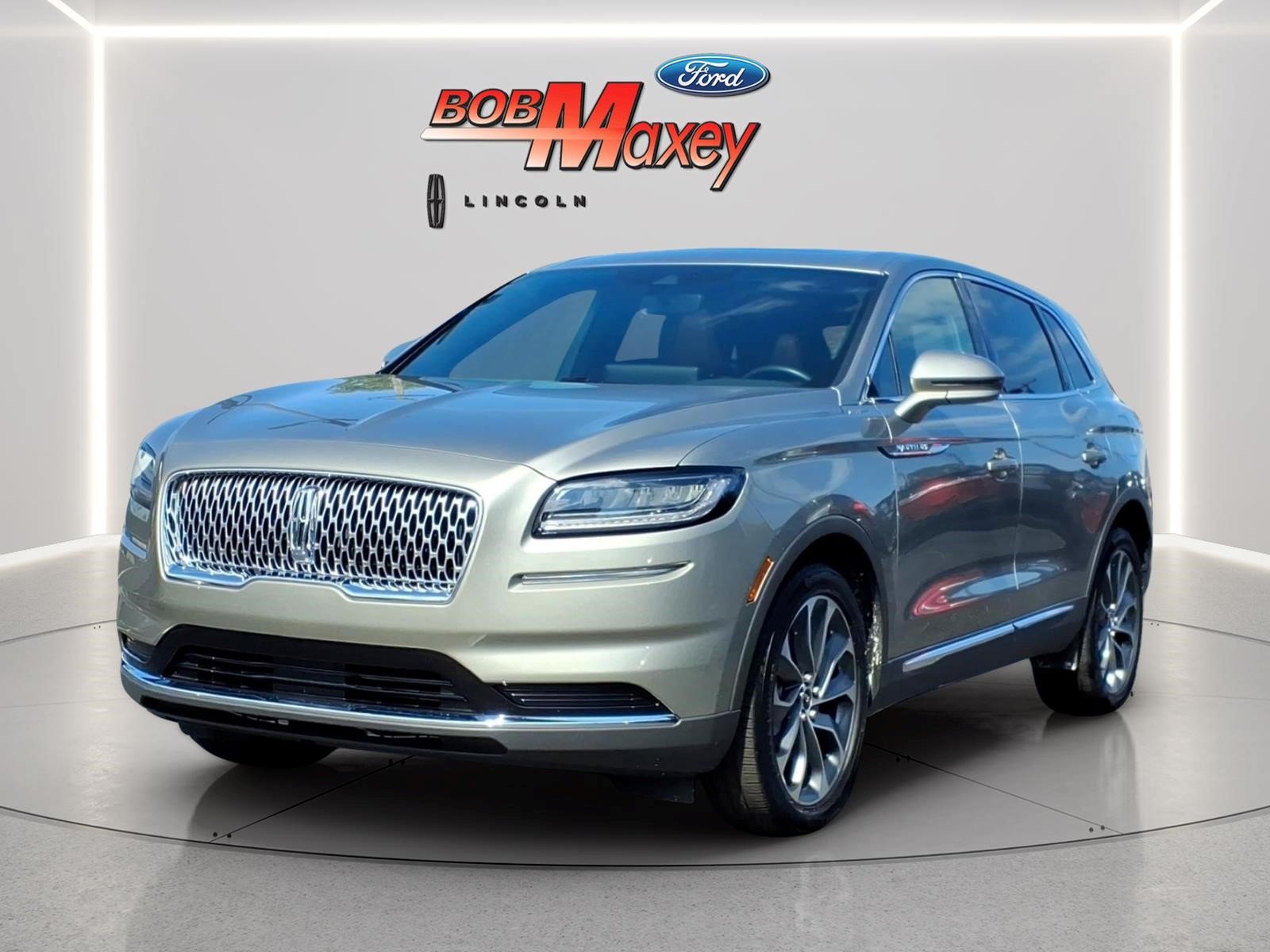 Used 2023 Lincoln Nautilus Reserve AWD/4WD video 1