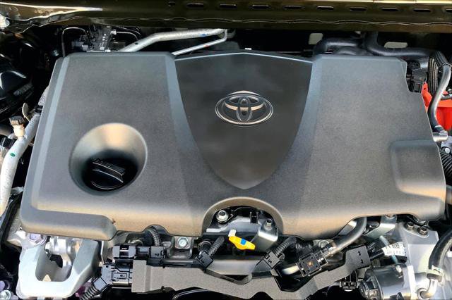 Certified 2026 Toyota Camry SE w/ Convenience Package FWD image 32
