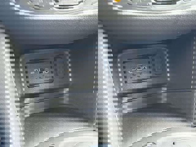 Used 2023 Chevrolet Equinox LT FWD image 27