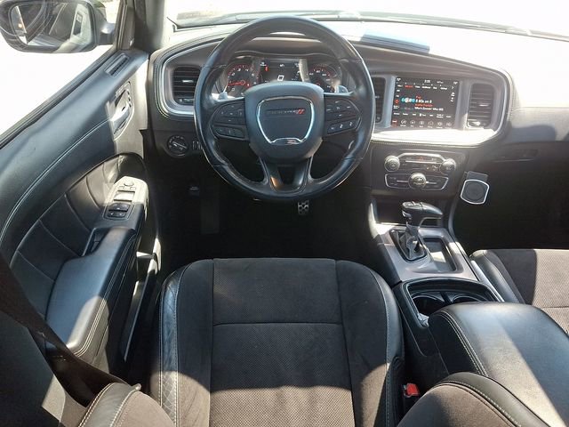 Used 2022 Dodge Charger R/T w/ Plus Group RWD image 2