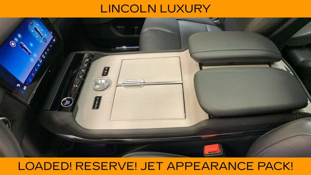 Used 2025 Lincoln Navigator Reserve w/ Jet Appearance Package AWD/4WD image 49