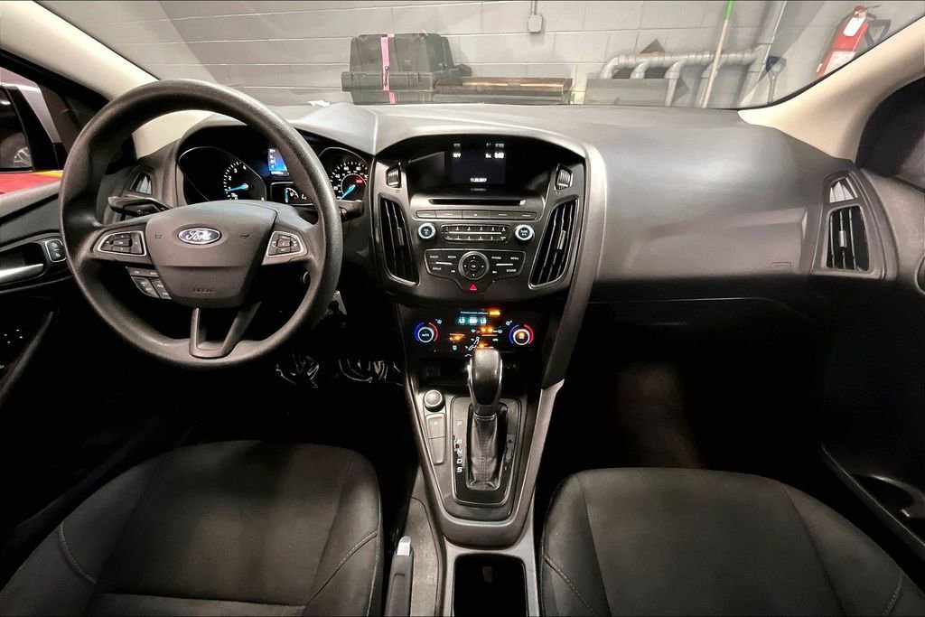 Used 2017 Ford Focus SE image 15