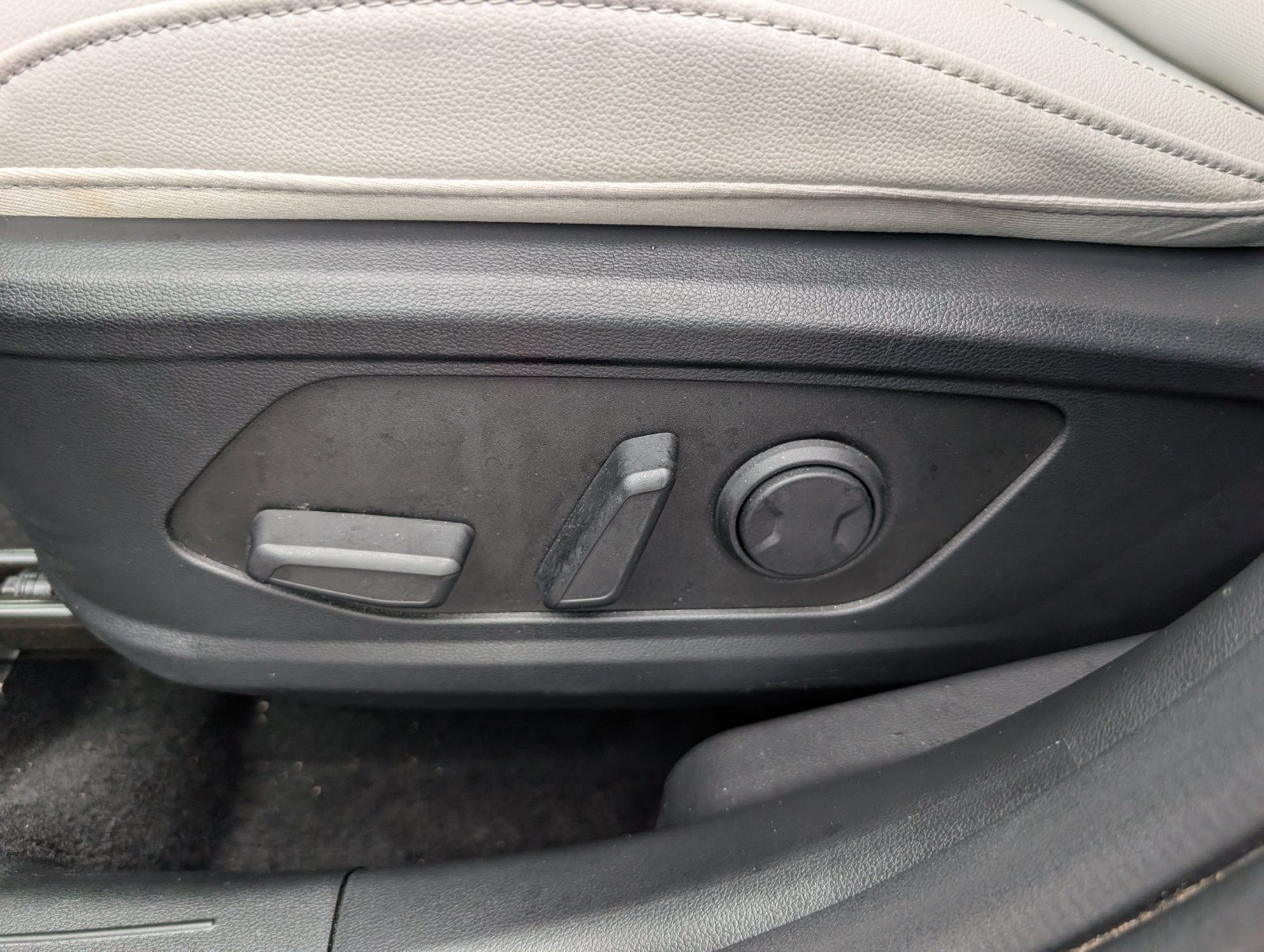 Used 2025 Hyundai Tucson SEL FWD image 16