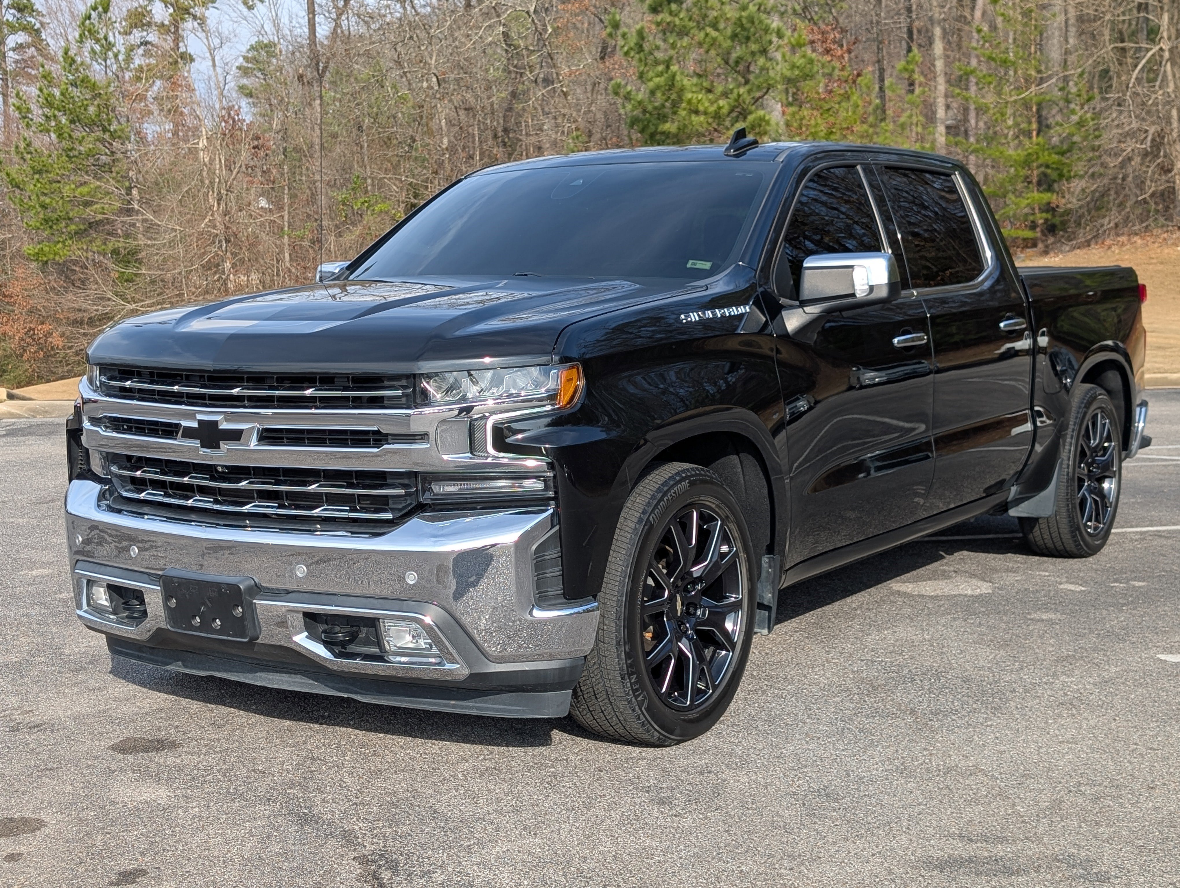Used 2022 Chevrolet Silverado 1500 LTZ w/ Technology Package image 5