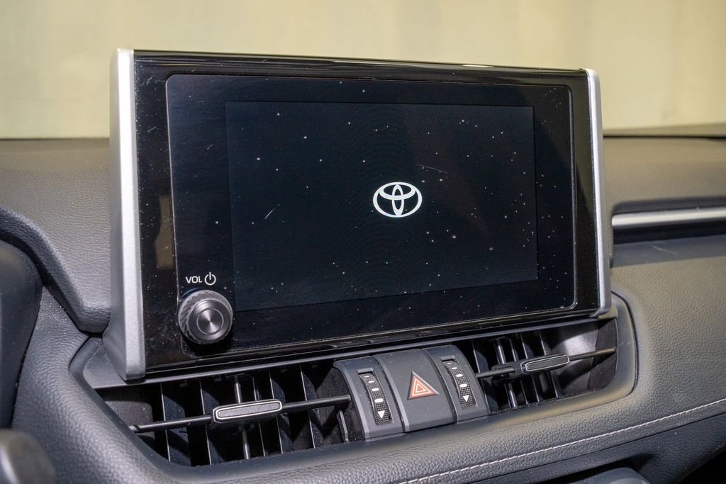 Used 2023 Toyota RAV4 XLE Premium image 13