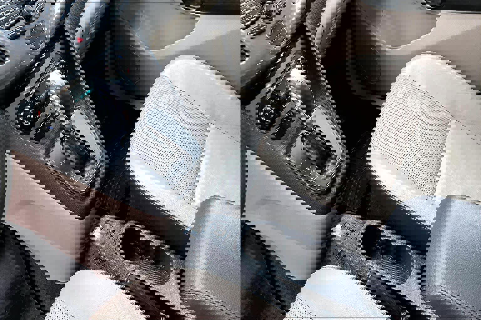 Used 2016 Ford Transit Connect Titanium image 16