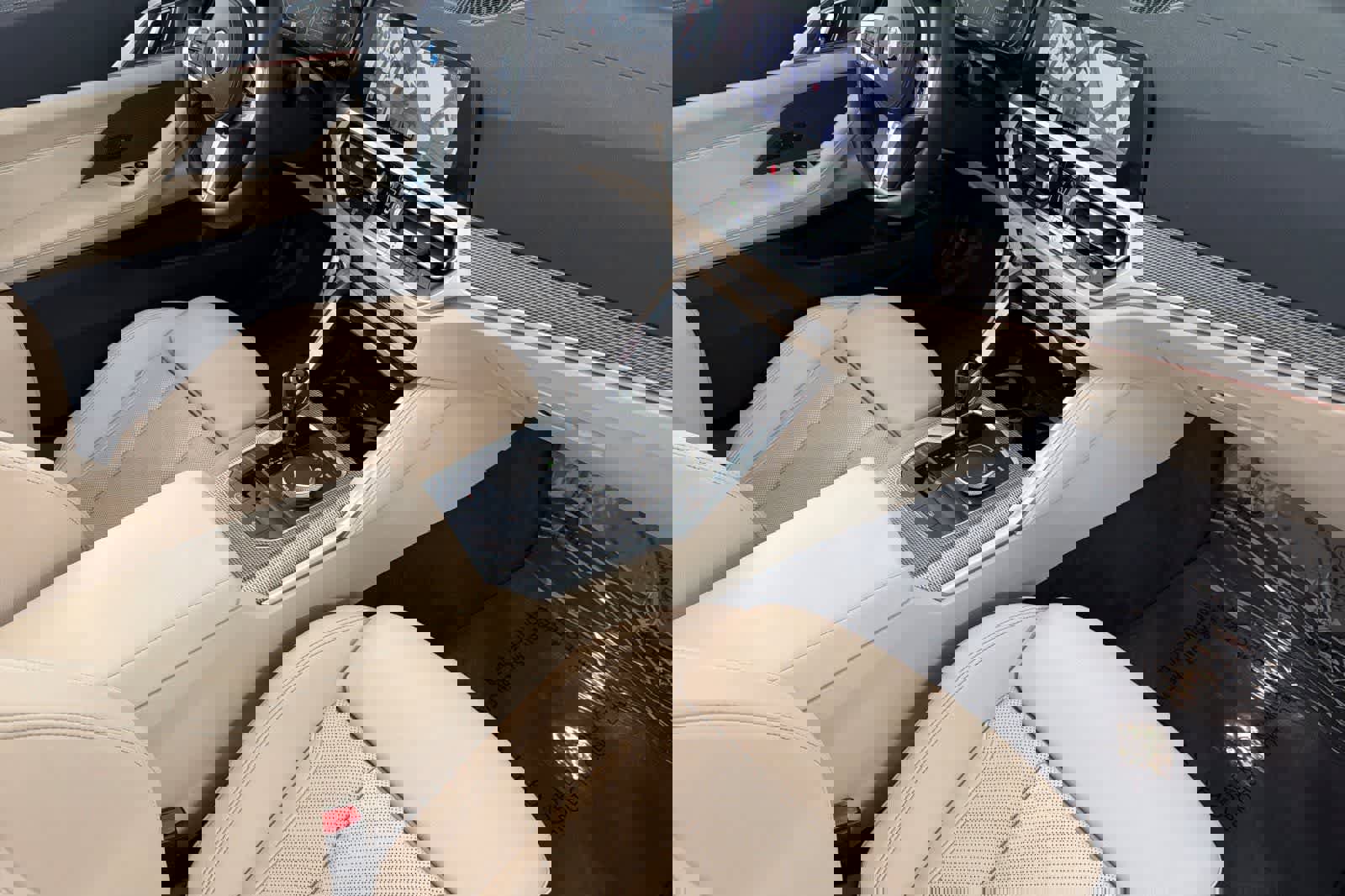 Used 2023 BMW M440i Convertible w/ Premium Package image 18