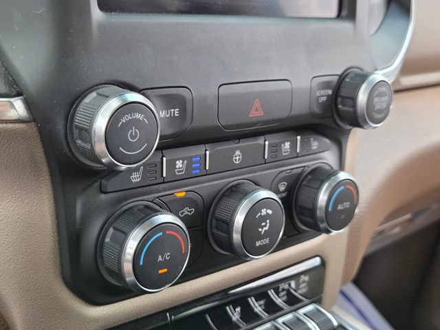 Used 2022 RAM 1500 Laramie AWD/4WD image 17