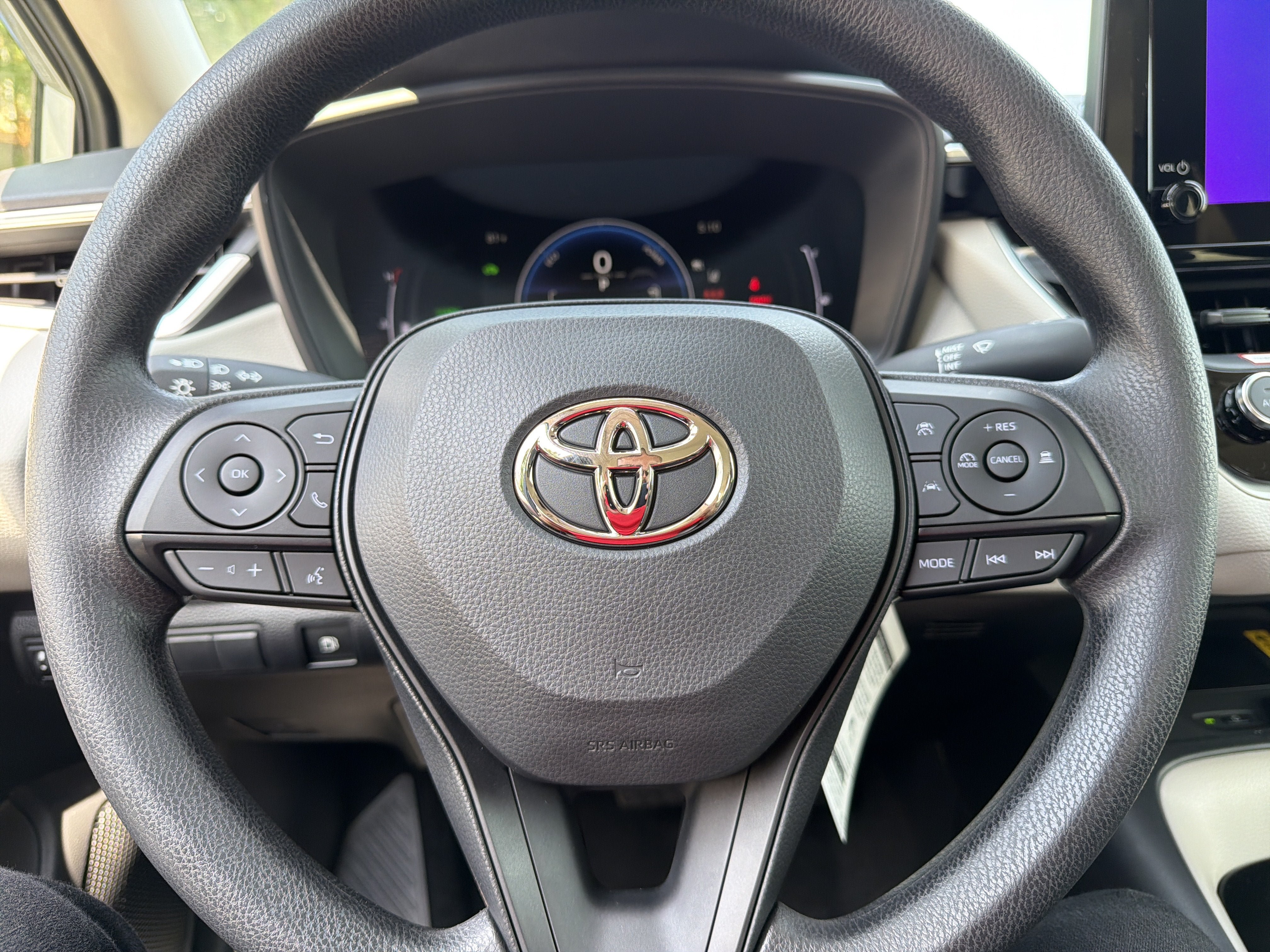 New 2026 Toyota Corolla LE w/ LE Premium Package FWD image 15