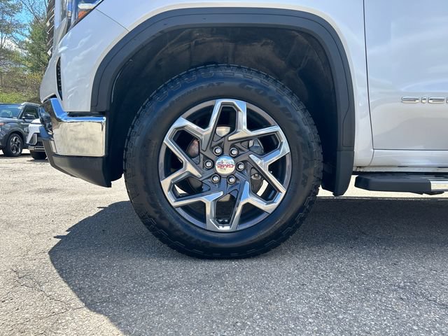 Used 2023 GMC Sierra 1500 SLT w/ SLT Premium Package AWD/4WD image 11