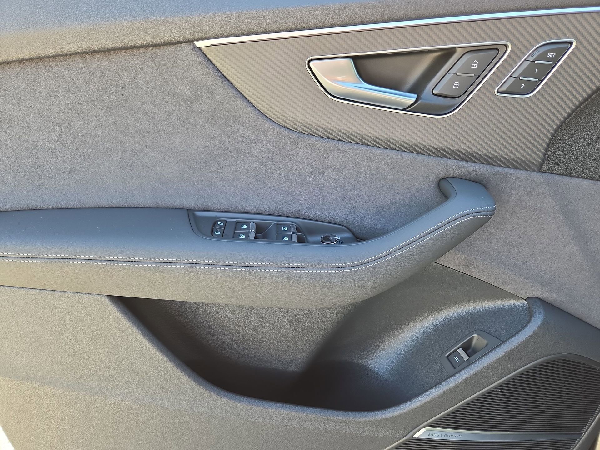 New 2026 Audi SQ8 Premium Plus AWD/4WD image 15