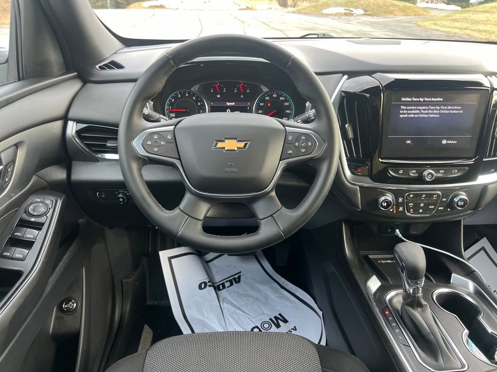 Used 2023 Chevrolet Traverse LT image 23